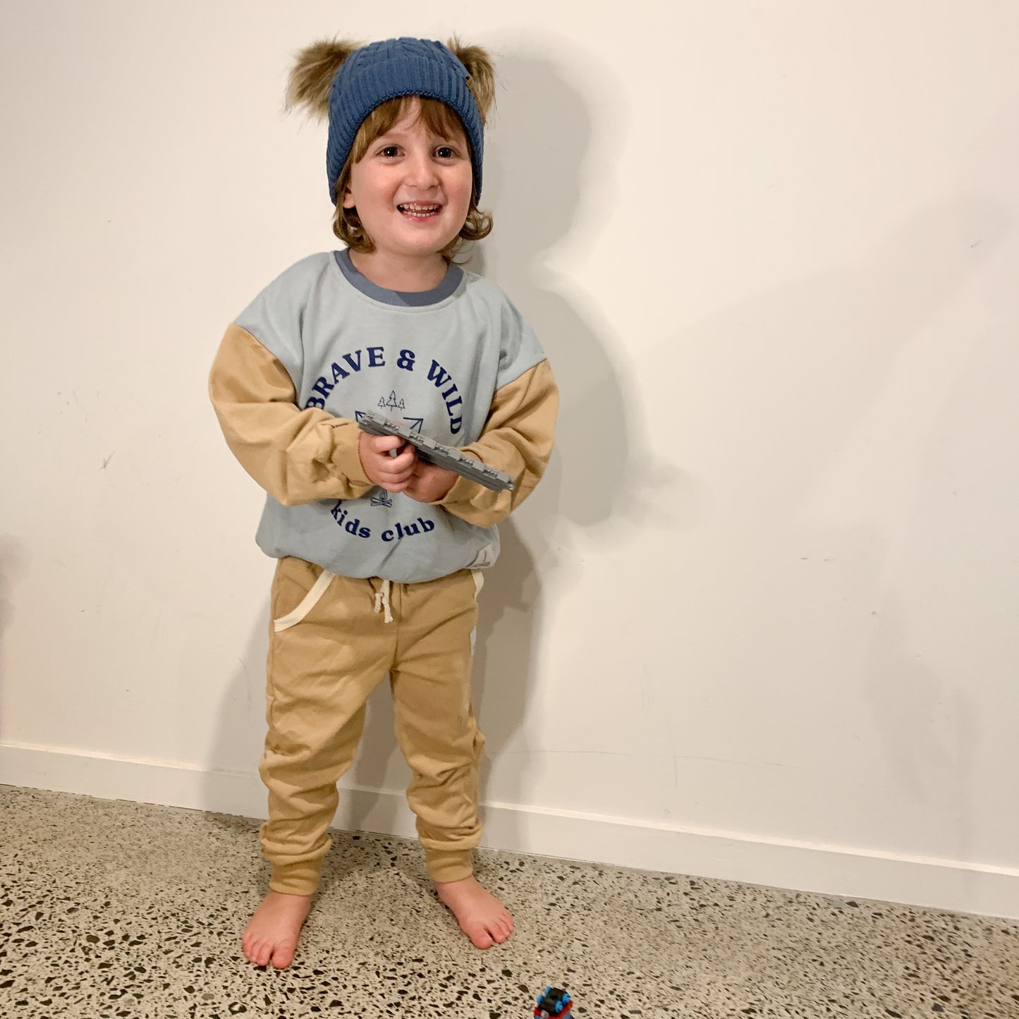 SWEATSHIRTS - BRAVE AND WILD - BLUE
