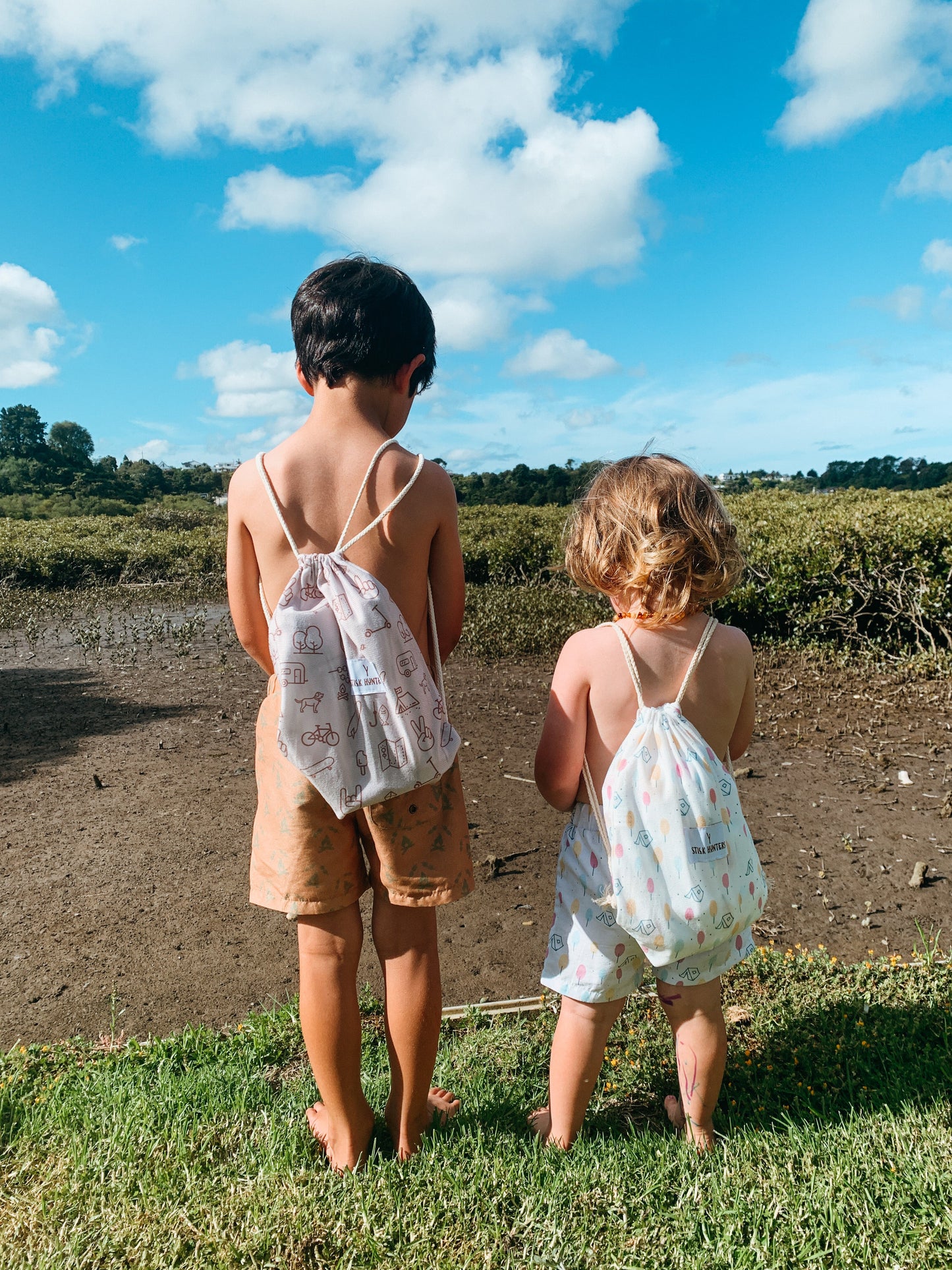 HOODED BEACH TOWEL - BROWN - KIDS OR TODDLER SIZES