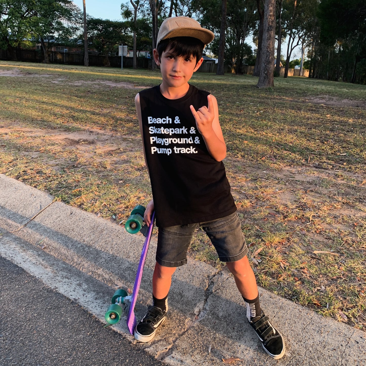 PLAYGROUNDS PUMP TRACKS AND SKATEPARKS - BLACK