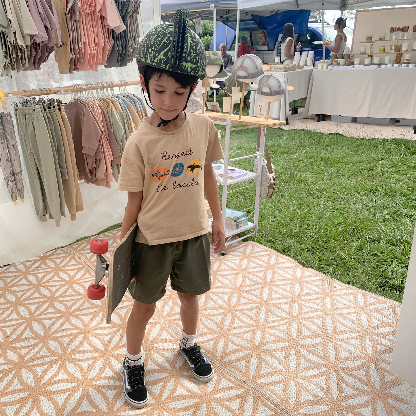 LOCALS T-SHIRT - CAMEL